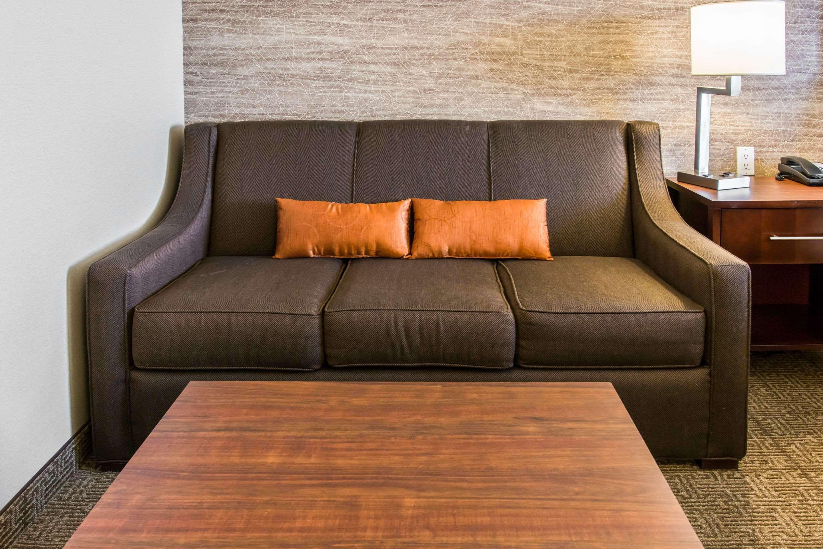 Comfort Inn Ludington Near Us-10 Экстерьер фото