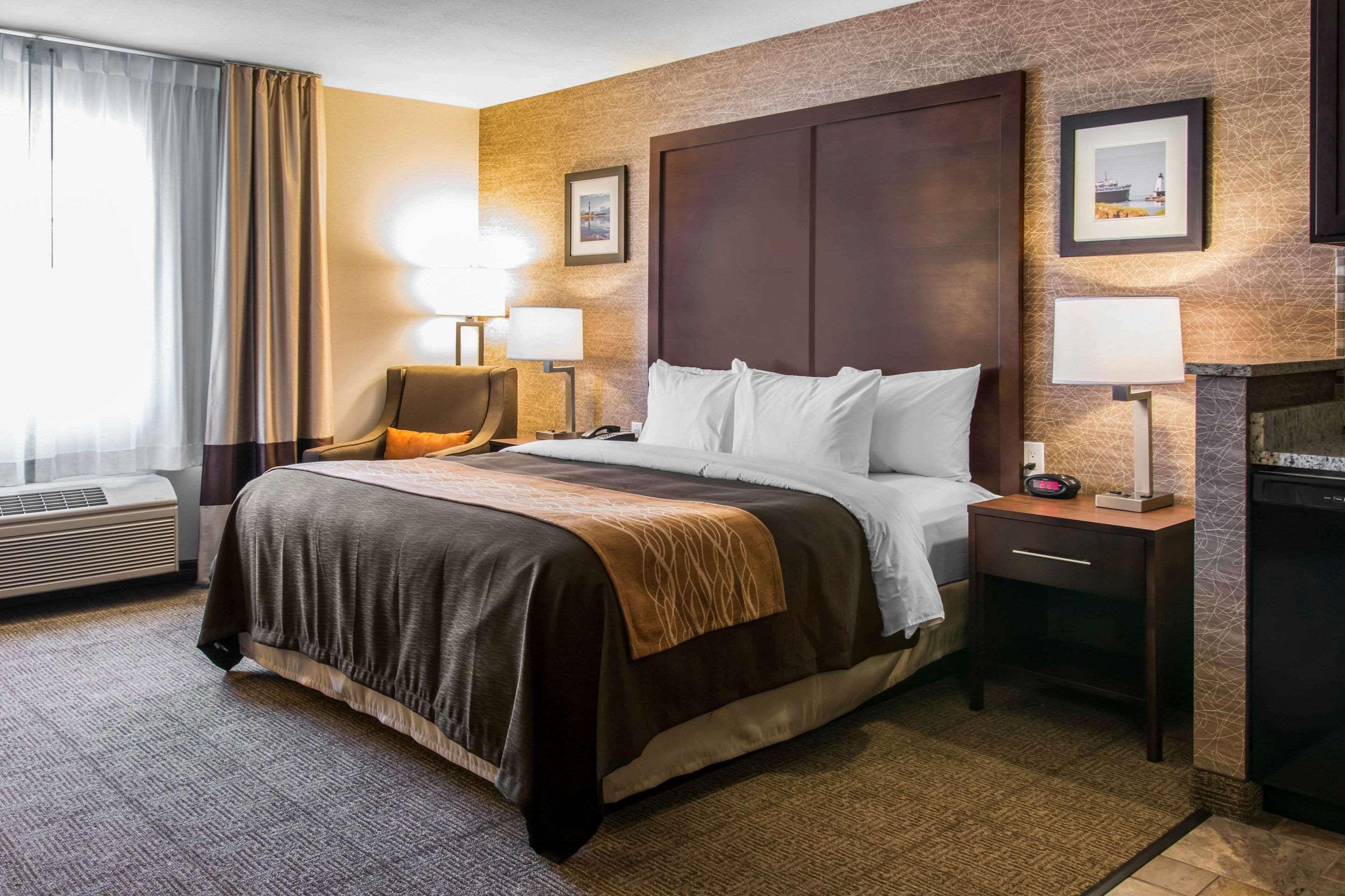 Comfort Inn Ludington Near Us-10 Экстерьер фото