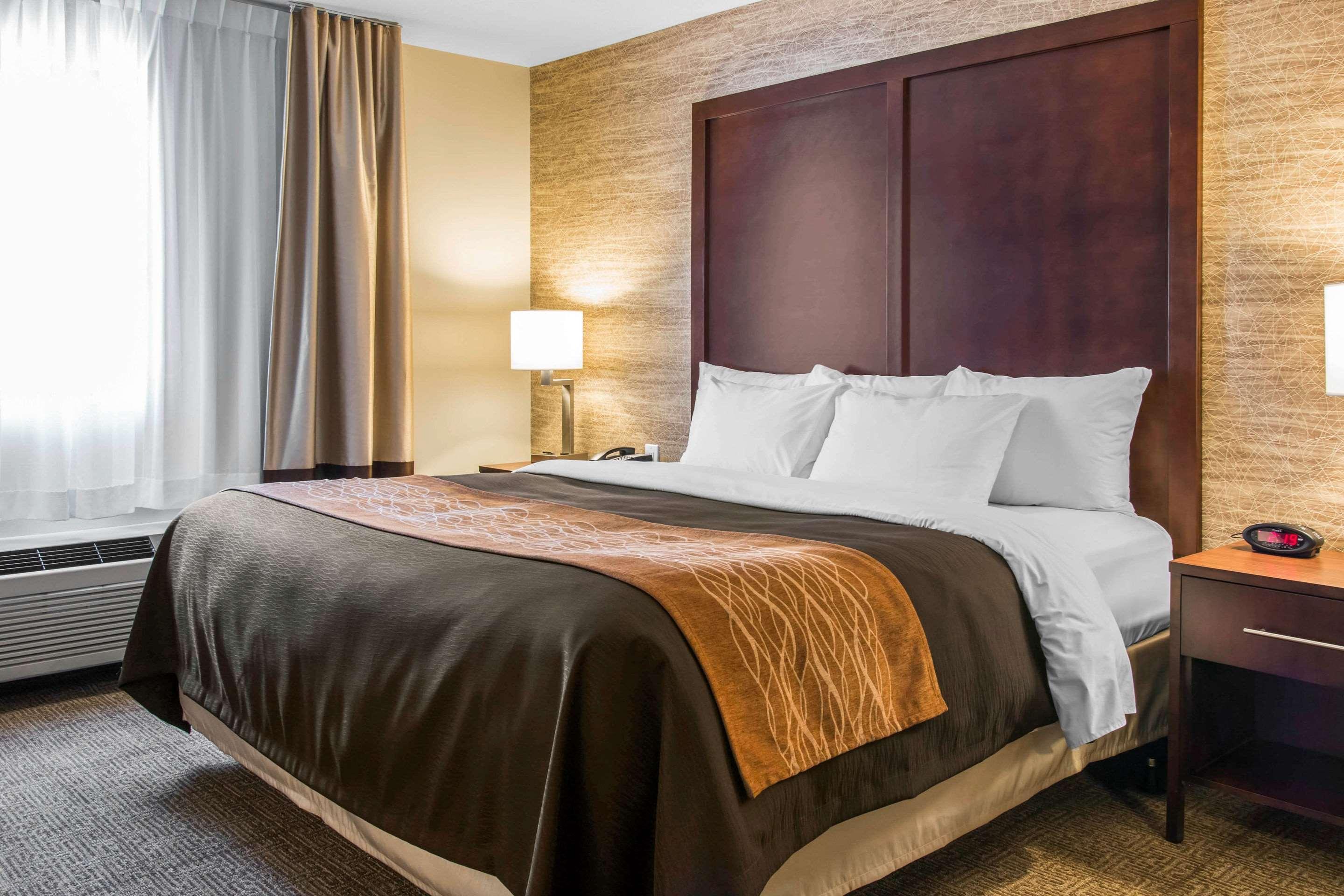 Comfort Inn Ludington Near Us-10 Экстерьер фото