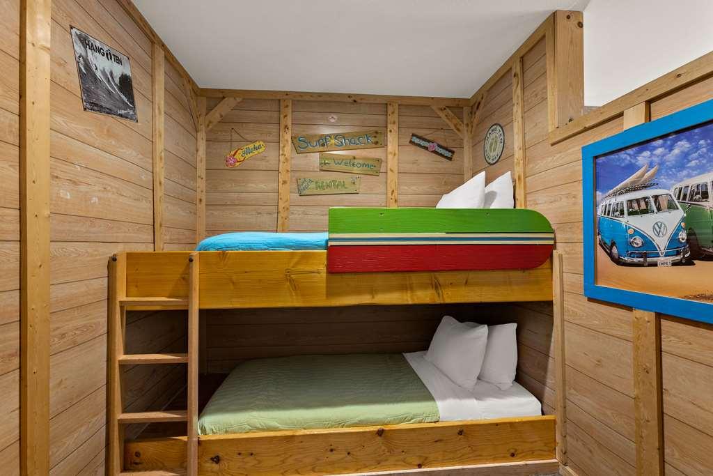 Comfort Inn Ludington Near Us-10 Номер фото