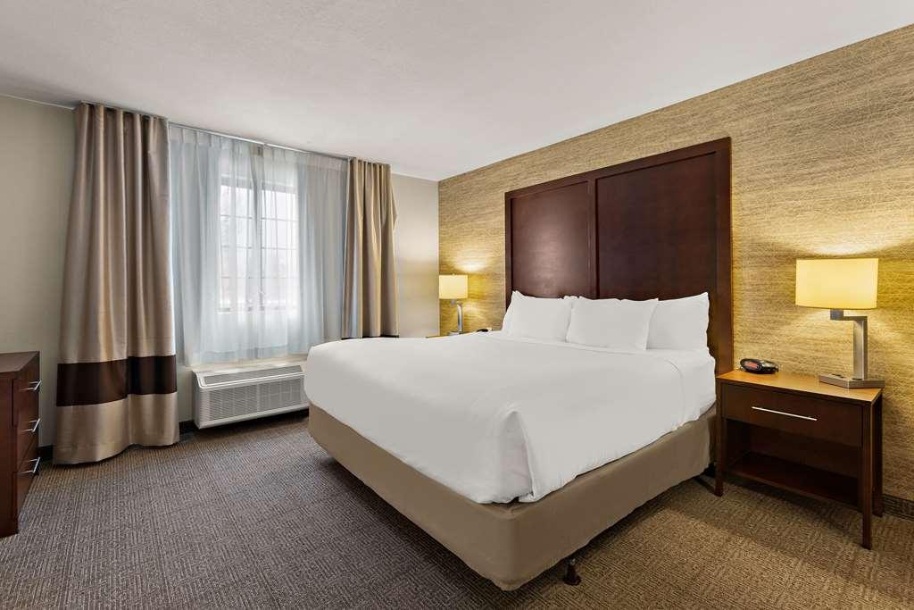 Comfort Inn Ludington Near Us-10 Номер фото